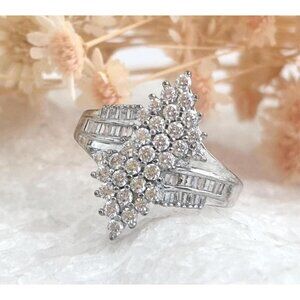 Cluster CZ Gemstone Bypass Shank Sterling Silver 925 Vintage Ring - sz 7